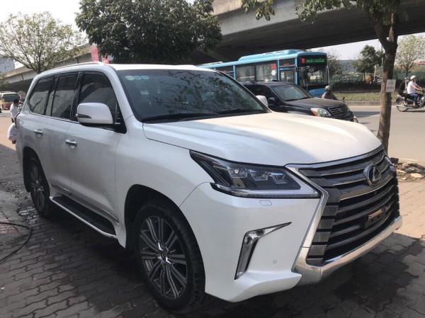 Lexus LX 570 Bán Lexus LX570 màu trắng,đăng ký 2017