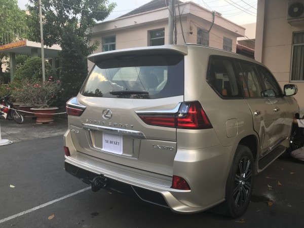 Lexus LX 570 Bán Lexus LX570 Super Sport màu vàng 18