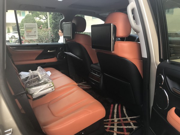Lexus LX 570 Bán Lexus LX570 Super Sport màu vàng 18