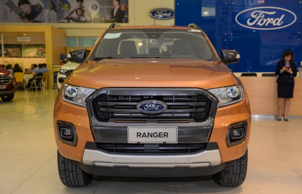 Ford Ranger Wildtrak 2020 giảm tiền mặt 100 Triệu