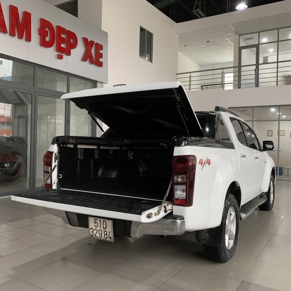 Isuzu D-Max LS 2.5L 2 cầu số sàn, 2017, nhập Thái