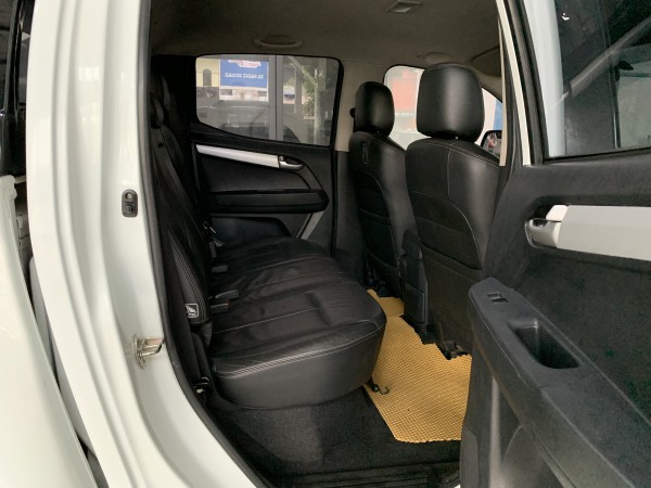 Isuzu D-Max LS 2.5L 2 cầu số sàn, 2017, nhập Thái