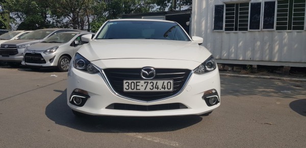 Mazda 3 Bán Mazda3 1.5AT màu trắng sản xuất 2017