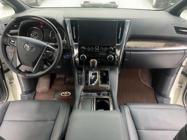 Toyota Land Cruiser Toyota Alphard Executive Lounge model 22