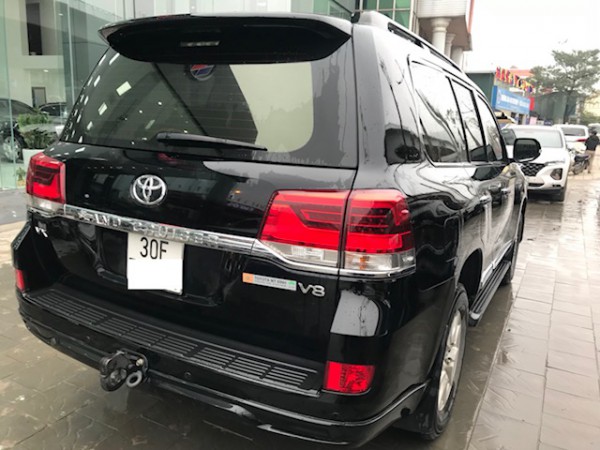 Toyota Land Cruiser Bán Landcruiser VX 2017